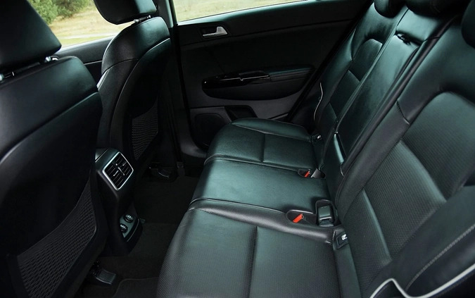 Kia Sportage cena 93700 przebieg: 69601, rok produkcji 2021 z Iwonicz-Zdrój małe 742